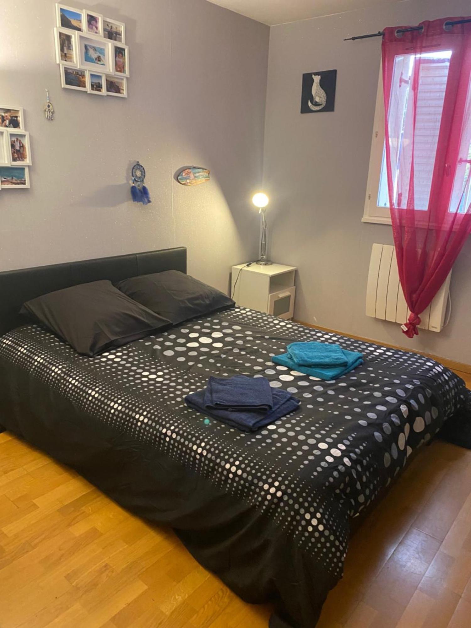 Chez Manu Meuble De Tourisme 2 Etoiles Pour 6 Personnes - 3 Chambres Villeparisis Esterno foto