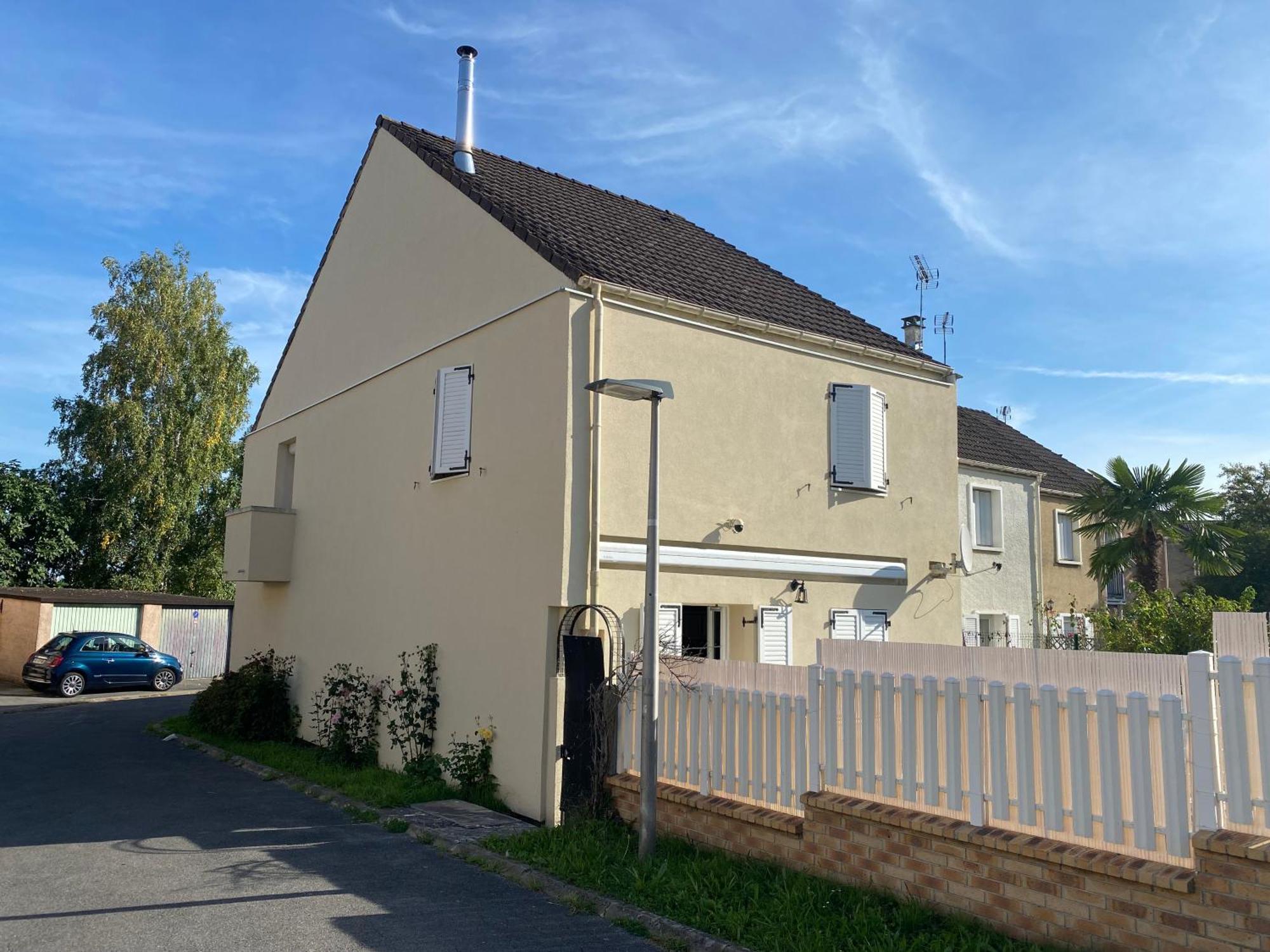 Chez Manu Meuble De Tourisme 2 Etoiles Pour 6 Personnes - 3 Chambres Villeparisis Esterno foto